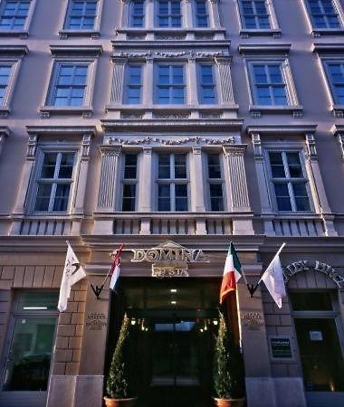 Domina Inn Fiesta - Budapest Budapeste Exterior foto